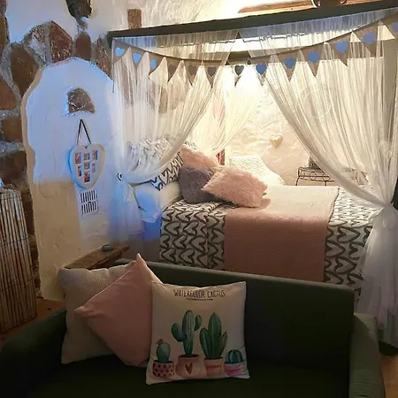 Cuevas De La Paz - Cave House Holidays * Los Carriones