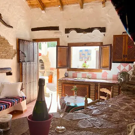 Cuevas De La Paz - Cave House Holidays Holiday home *