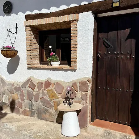 Cuevas De La Paz - Cave House Holidays Holiday home *