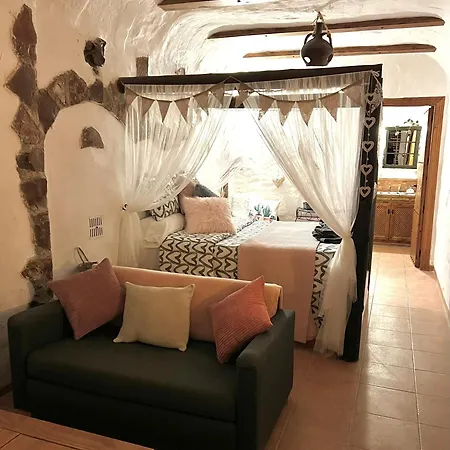Holiday home Cuevas De La Paz - Cave House Holidays Los Carriones