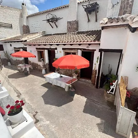 Cuevas De La Paz - Cave House Holidays Holiday home